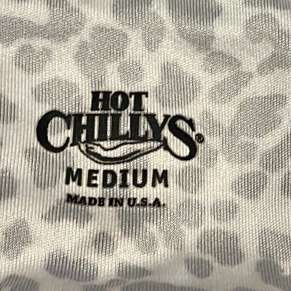Hot Chillys Women’s Cheetah Print Quarter  Zip Top size medium - Picture 5 of 12